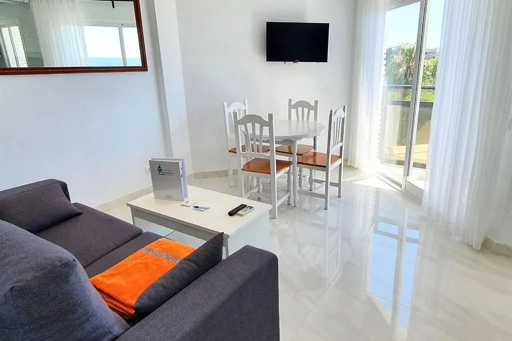 Skol 521. Fantastic Studio On The Beachfront For Holiday Rental. Marbella Appartamento