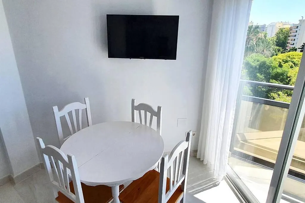 Skol 521. Fantastic Studio On The Beachfront For Holiday Rental. Marbella Apartment