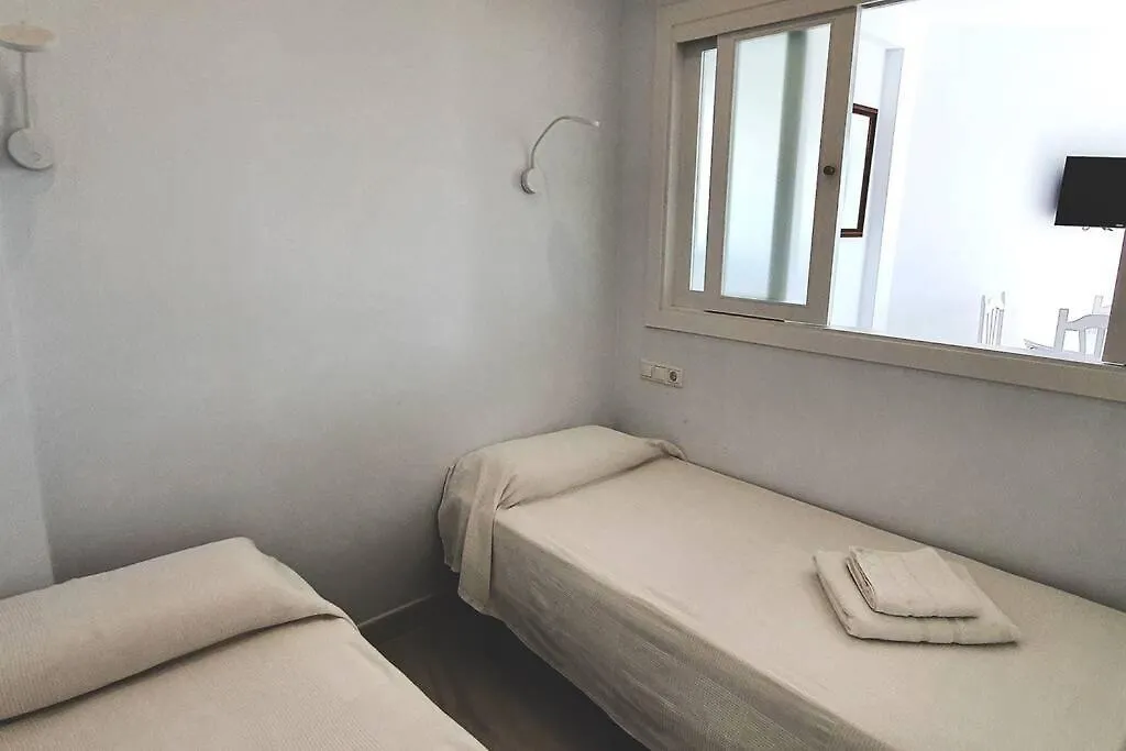 Skol 521. Fantastic Studio On The Beachfront For Holiday Rental. Marbella Appartamento