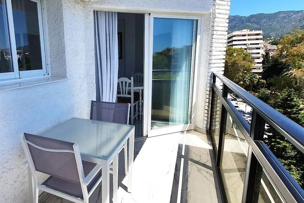 Skol 521. Fantastic Studio On The Beachfront For Holiday Rental. Marbella